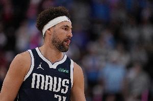 寒冰射手！克萊替補(bǔ)17分鐘6投0中一分未得 三分5中0