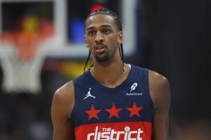 沒手感！薩爾半場5投僅1中拿到3分4助另有2斷2帽