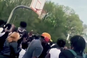 情商拉滿！馬刺新援科內(nèi)特選7號球衣是想達到1/3鄧肯的能力