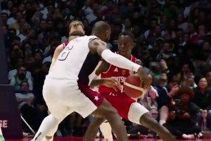 慢鏡回看詹姆斯最后時(shí)刻單挑施羅德，滿滿都是細(xì)節(jié)