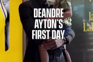 一直以為艾頓只是個(gè)寶寶，沒想到已經(jīng)是4歲孩子的父親????