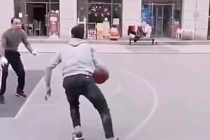 臥槽，小伙這操作牛X??！白巧克力看了也得過來遞兩根煙！