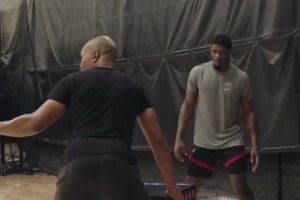 鮑威爾：被快船交易感覺(jué)很震驚，但聽(tīng)到被交易到熱火很開(kāi)心！