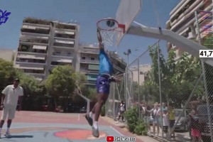 有、東西！1米76的甲亢哥在字母哥面前完成扣籃