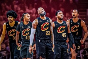 詹姆斯和湖人要分道揚鑣？要是真的回騎士，這陣容可以沖第5冠了吧