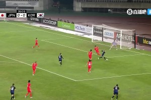 打破僵局！成宮唯停球緊接右腳低射破門，日本女足1-0韓國女足