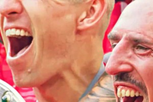 足壇有沒有讓你印象深刻的兩翼齊飛？拜仁球迷：我們?cè)跄芡??