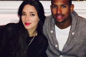 超模老婆懷上第六胎，這可能才是霍福德遲遲未加盟原因