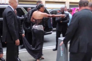 為了得到克萊湯普森，第8任女友說唱歌手梅根付出了多大的代價