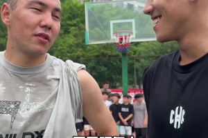能禿能投！籃球網(wǎng)紅程鑫凱和禿頭老哥1v1單挑