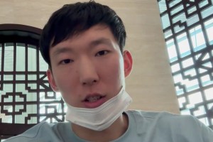 早日康復(fù)！周琦曬vlog：出發(fā)前往美國治療傷??！