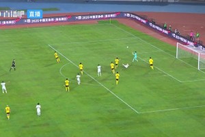 加時(shí)賽段劉愚破門，但VAR判定越位，國(guó)安逃過一劫