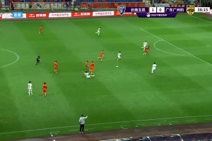 奧斯卡單刀冷靜破門，玉昆2-0領(lǐng)先廣州豹