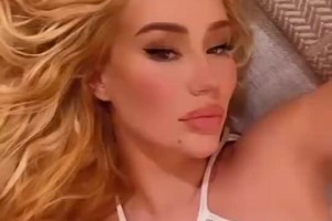 真該死啊拉塞爾！Iggy這么好的女人就被尼克-楊錯(cuò)付了??