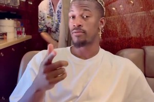 來(lái)咯！巴特勒在社交發(fā)布自己已經(jīng)在飛往中國(guó)的路上