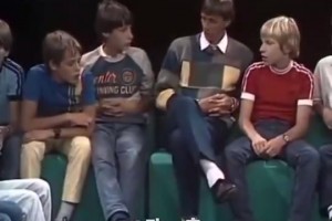 天生的教練！13的滕哈赫對(duì)話克魯伊夫：在更高級(jí)別教練要更嚴(yán)厲！