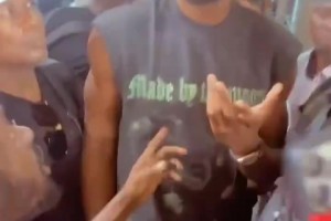 球迷喊話(huà)庫(kù)明加：庫(kù)里才是超級(jí)球星 你算個(gè)X！庫(kù)明加攤手懵逼