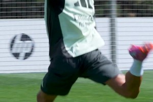 烏拉圭爆抽哥！皇馬：誰看到這一腳不迷糊啊！