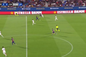 天賦碾壓！亞馬爾停球轉身啟動輕松過掉對手！