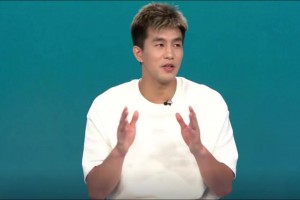 郭艾倫夸贊男籃主帥郭士強(qiáng)：我老叔的執(zhí)教還是有效果的????