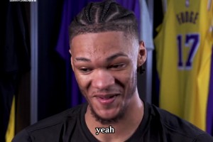 野球場的喬治確實絲滑??！