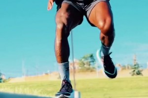 魔鬼筋肉人??！澤-羅伯托這個50歲的老男人對自己太狠了