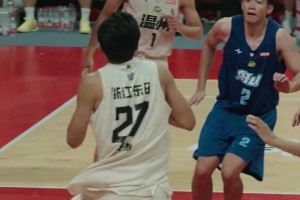 浙BA 溫州vs舟山，上籃卡籃脖子上了，尷尬 ...