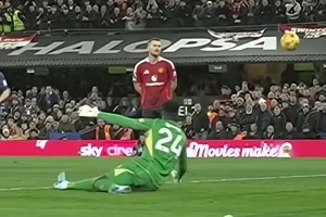 從球隊(duì)守護(hù)神到千夫所指！奧納納英超精彩神撲時(shí)刻！