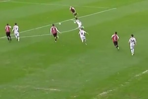 神仙球！名場面：齊耶赫驚天弧線洞穿切爾西球門！