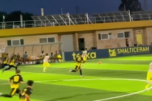 劉凱源這左右轉移真絲滑！全場盯他的是對手隊長2號??