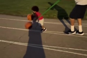 相比于那些擦邊網(wǎng)紅，這個(gè)妹子是真有實(shí)力??