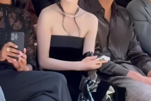 ??養(yǎng)眼！白鹿和科比大女兒同框亮相米蘭時(shí)裝周