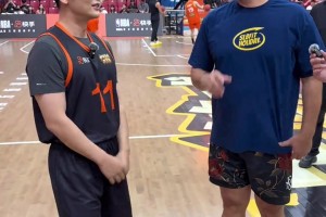 大黑牛順利出師！西熱力江交李晨打球時的邪修小妙招~