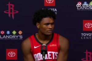 詹姆斯媒體日：東契奇不會影響我職業(yè)生涯決定 也不會等布萊斯~