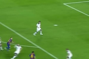 ??伊涅斯塔+梅西！兩人撞墻配合撕破防線破門！