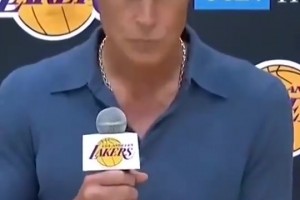 佩林卡休賽期曾言：我們會(huì)尊重老詹的決定，如果他有機(jī)會(huì)在湖人退役會(huì)很好