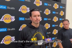 雷迪克：詹姆斯尚未參加球隊(duì)完整合練他有著自己恢復(fù)時(shí)間表