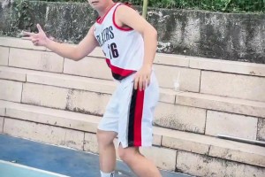 弗拉格：眾目睽睽之下，買(mǎi)太便宜的東西不行??