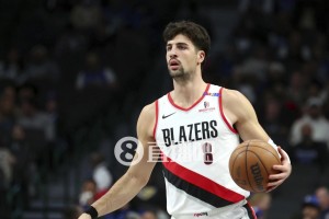 路走寬了！阿夫迪亞：為了和楊瀚森交流，我專門學(xué)了中文，以便在防守端教他怎么做