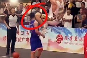 德古拉爆扣之后，抬腿過高，你怎么看？