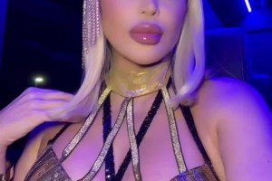 ??皮蓬前妻這身裝扮什么水平？阿姨真是越活越年輕?。?>
                                <span></span>
                                <p>??皮蓬前妻這身裝扮什么水平？阿姨真是越活越年輕?。?/p>
                            </a>
                        </div>
                                            </div>

                    <div   class=