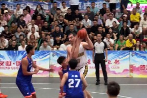 巨人德古拉打國(guó)內(nèi)野球賽有多夸張？屬實(shí)是降維打擊了！