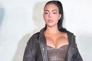 忘了？18年他們拍跑男時(shí)就是俄羅斯世界杯，當(dāng)時(shí)還請的菲戈！