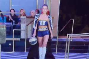 印第安納州小姐身穿凱特琳-克拉克“球衣”亮相，還挺搭