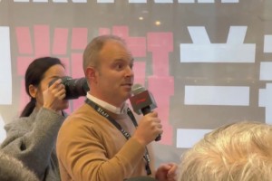 華流才是頂流？！??楊瀚森出席活動(dòng)收到學(xué)中文外國(guó)球迷提問(wèn)