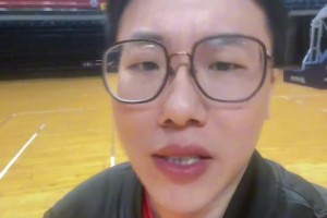 今天被打爆了！此前網(wǎng)紅大史談?wù)l天賦高：文班拿什么去和濃眉比