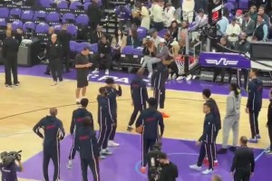 登當(dāng)年可是猶他最討厭的球員！哈登出場收獲一點噓聲