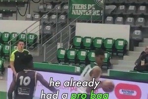 外星怪物！如今的文班打出了以前在U15比賽的統(tǒng)治力！