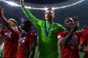 紅軍球迷：所以，你到底是懷念那個(gè)夏天，還是那個(gè)夏天的人？