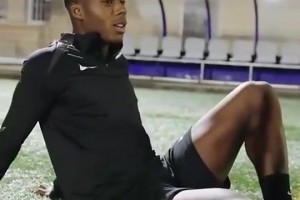 楊晨此前叮囑劉誠宇、王鈺棟、蒯紀(jì)聞等國青小將：多向老隊員學(xué)習(xí)